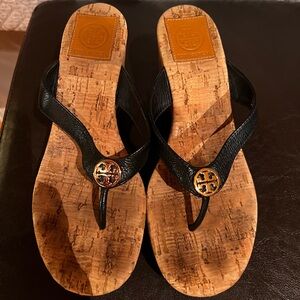 TORY BURCH - Cork Wedge Platform Thong Sandal